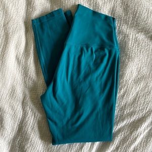 P’tula size medium Danielle lux leggings